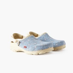 Levi’s x Crocs All-Terrain Clog Size 7 Women’s. New with box and tags! Sold out!